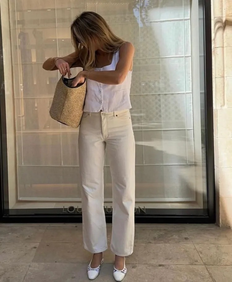 Chic White Jeans Outfits (16)