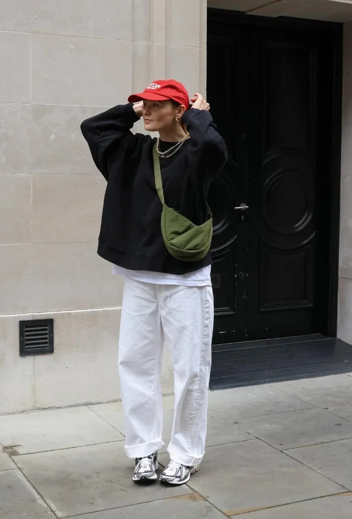 Chic White Jeans Outfits (24)