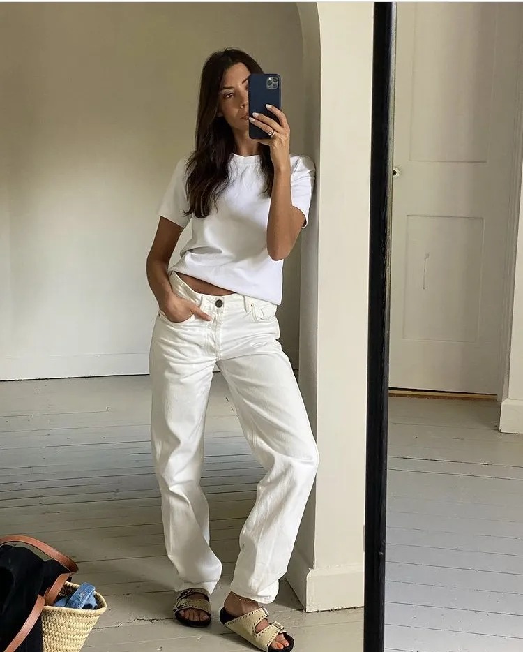 Chic White Jeans Outfits (4)