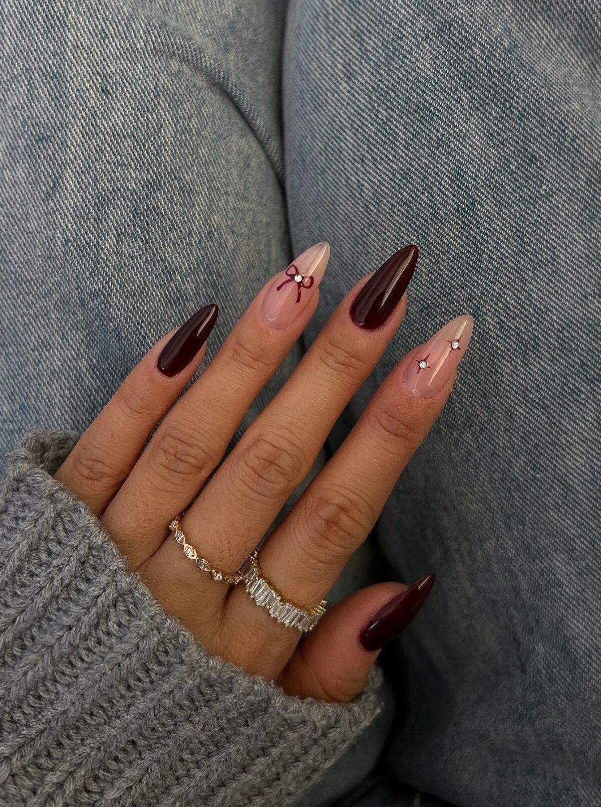 burgundy nails