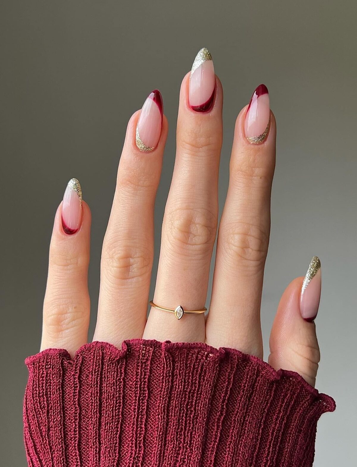 burgundy nails