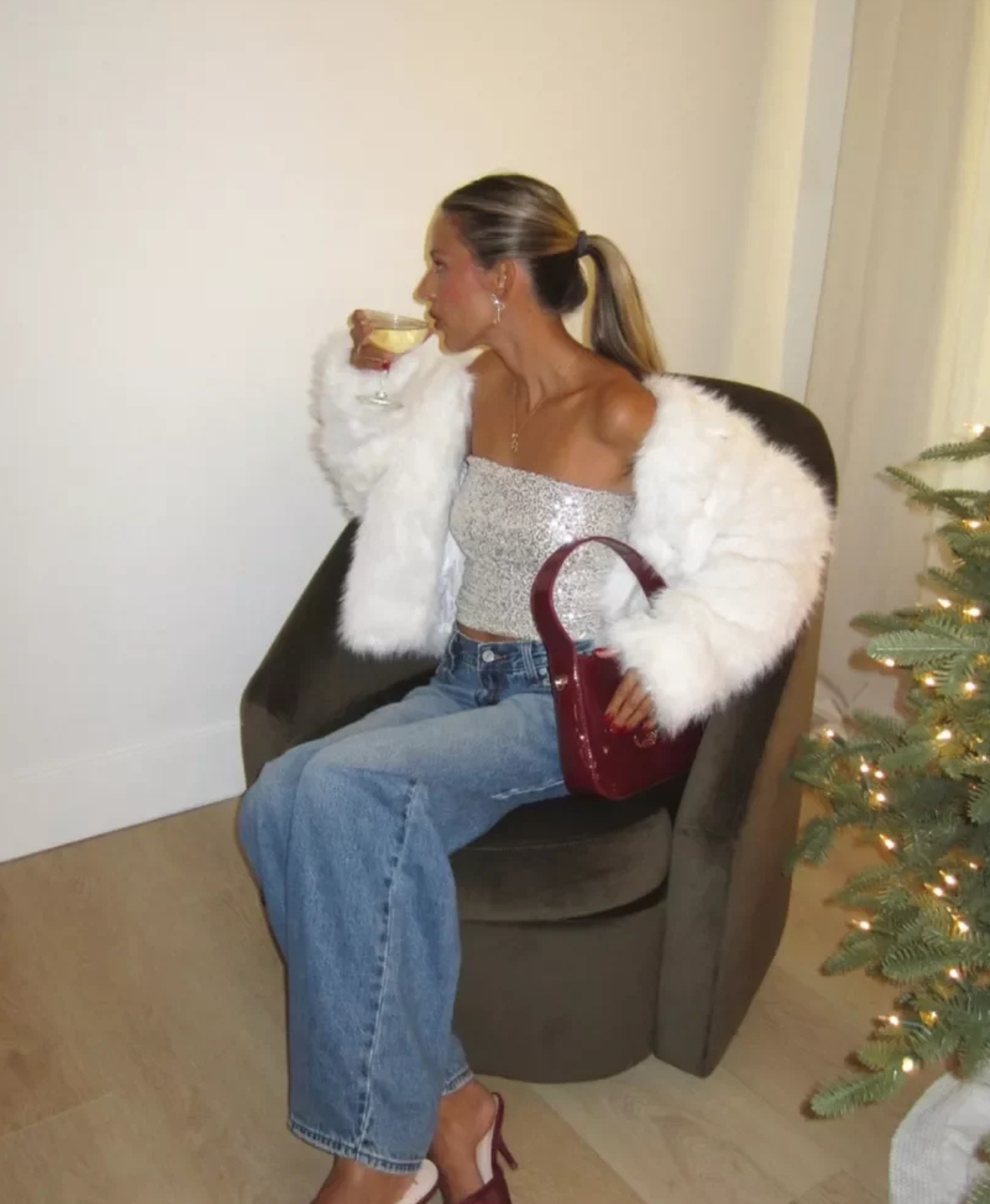 Christmas Outfits You’ll Want in Every Photo